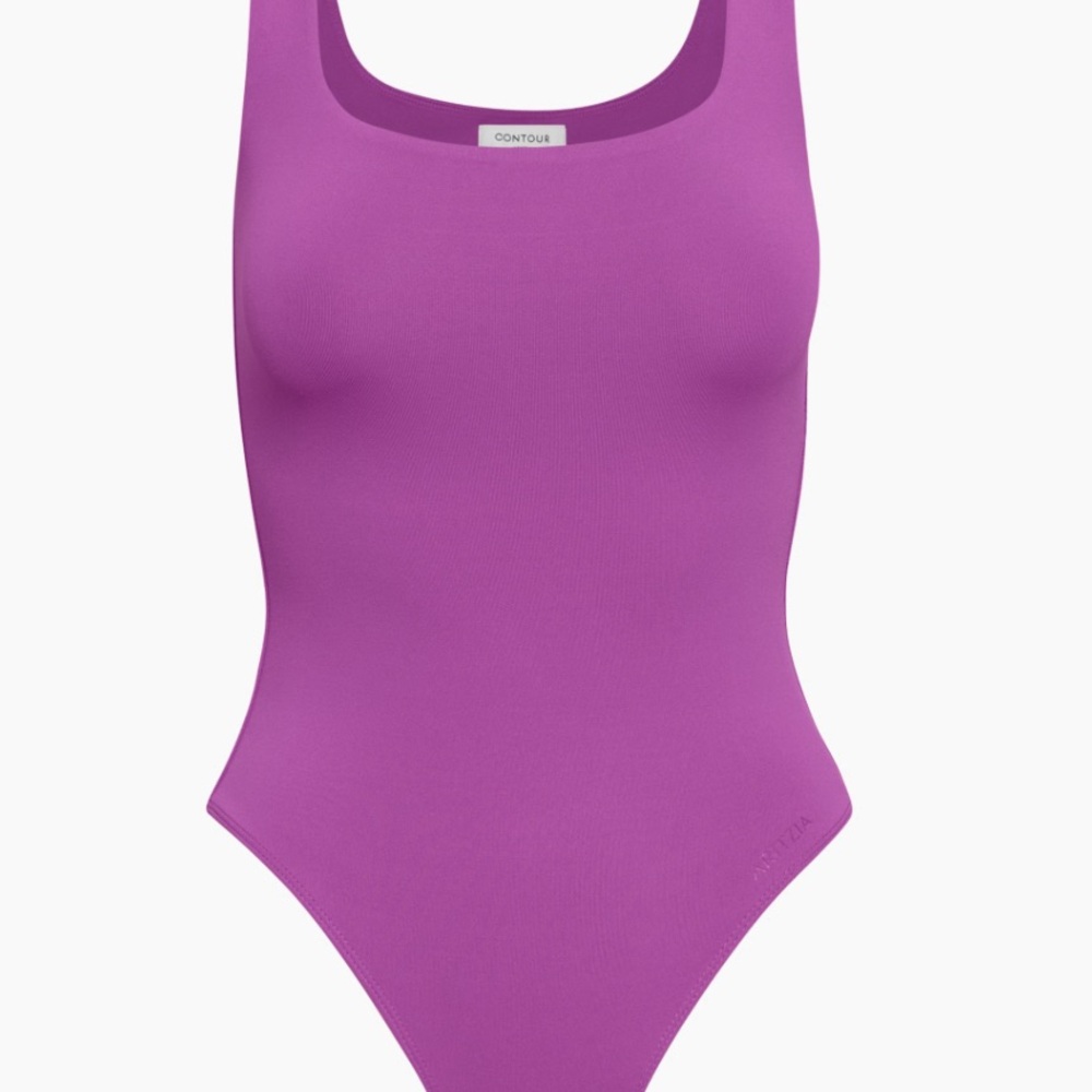 Aritzia Contour Ribbed Scoop-Neck Bodysuit in Bright Magenta
